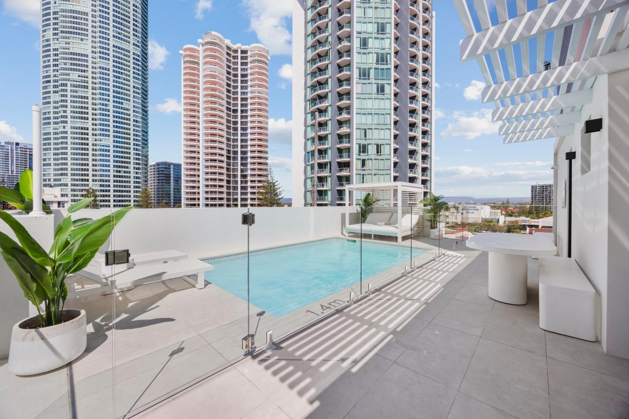 Apartment The Shores Surfers Paradise Gold Coast