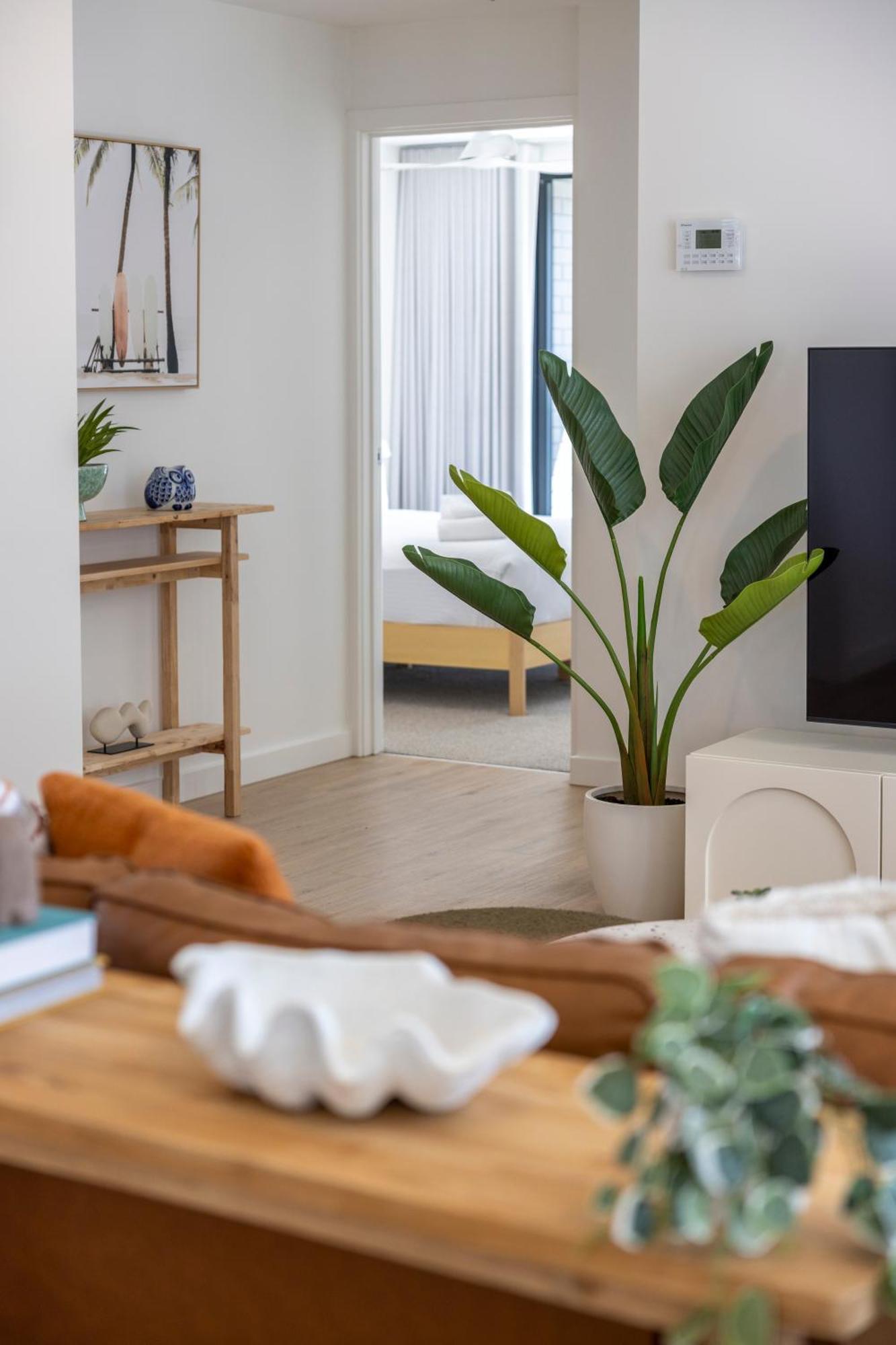 The Shores Surfers Paradise Apartment Gold Coast