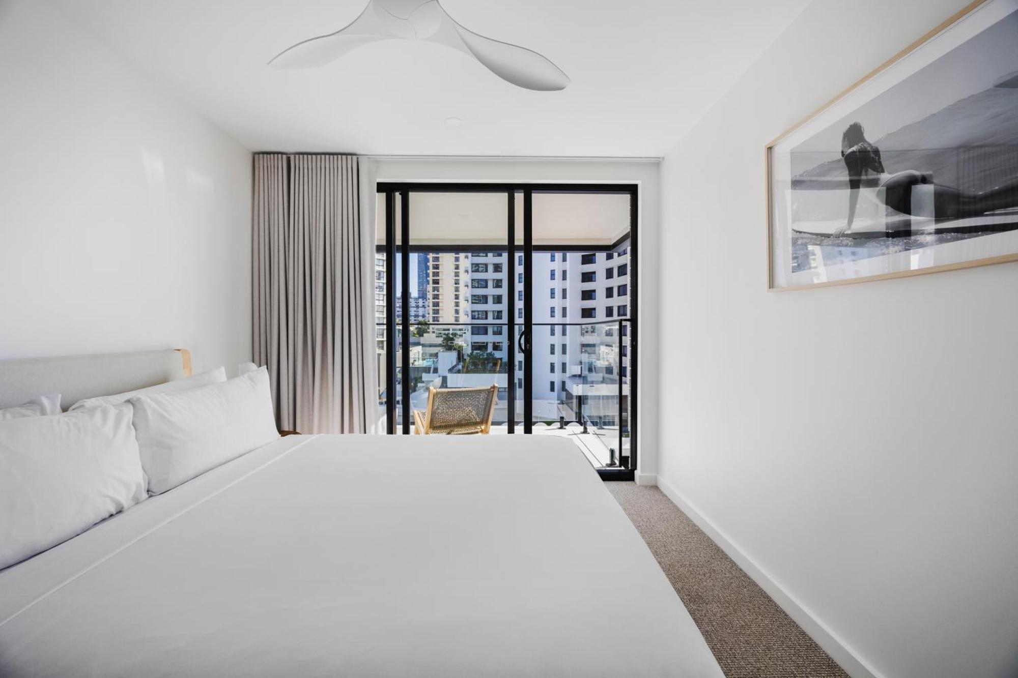 The Shores Surfers Paradise Apartment Gold Coast