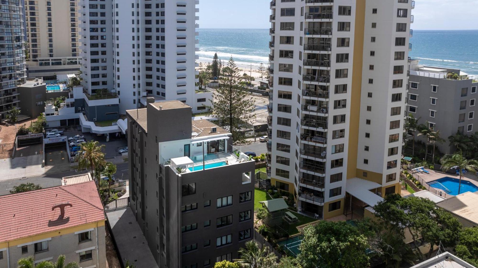 The Shores Surfers Paradise